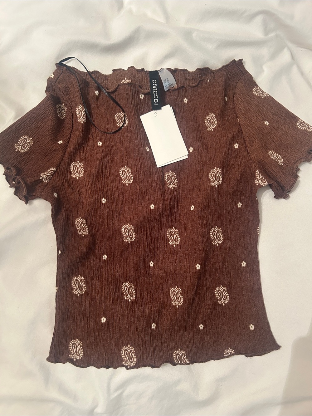 H&M Brown Paisley Smocked Short Sleeve Tee